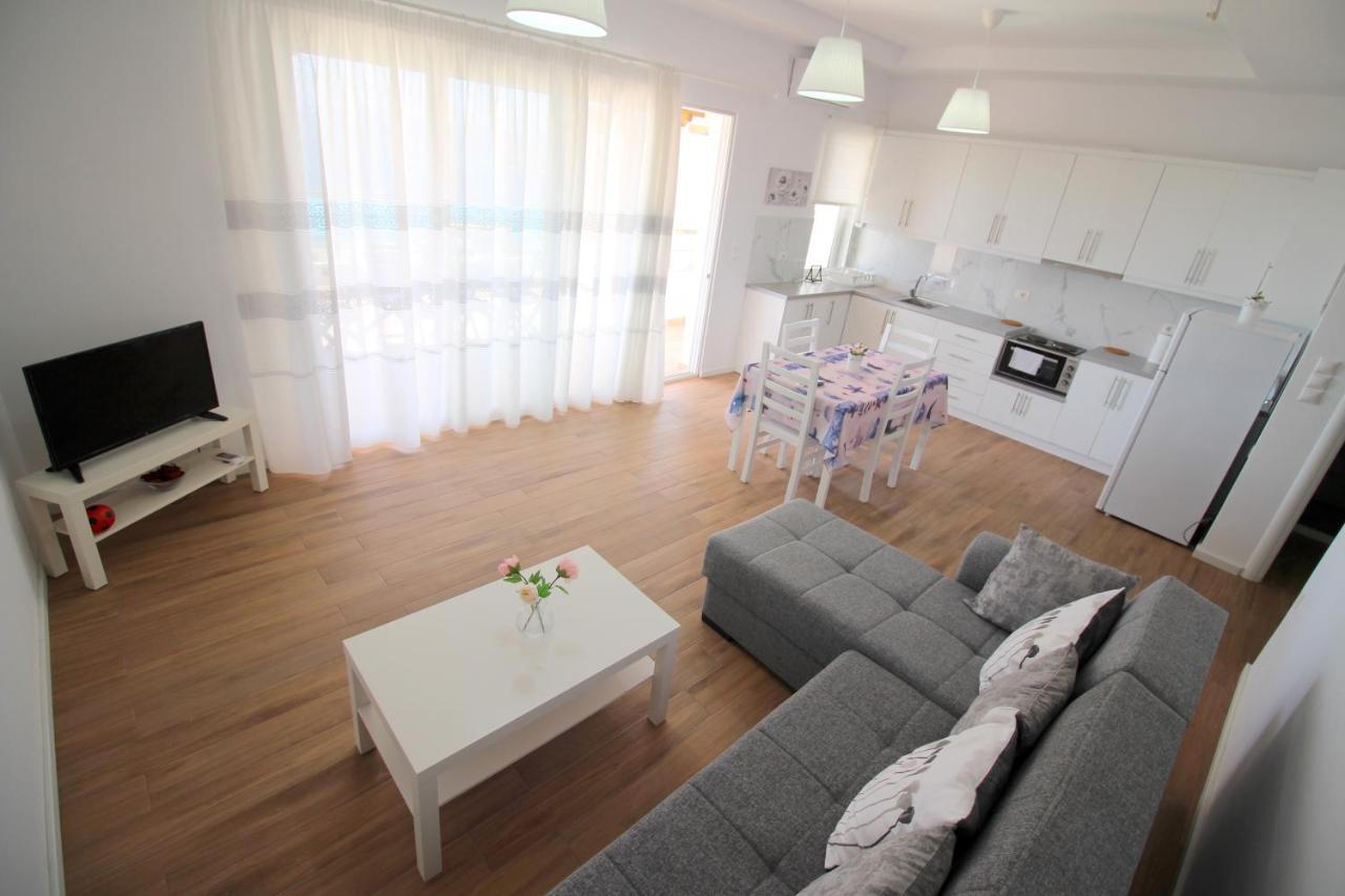 Nefeli Apartments Sarandë Exteriör bild