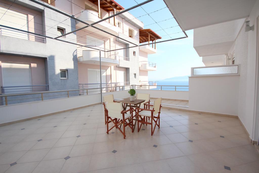 Nefeli Apartments Sarandë Exteriör bild