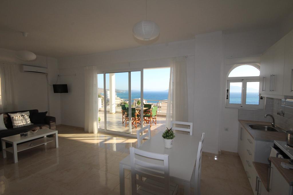 Nefeli Apartments Sarandë Exteriör bild