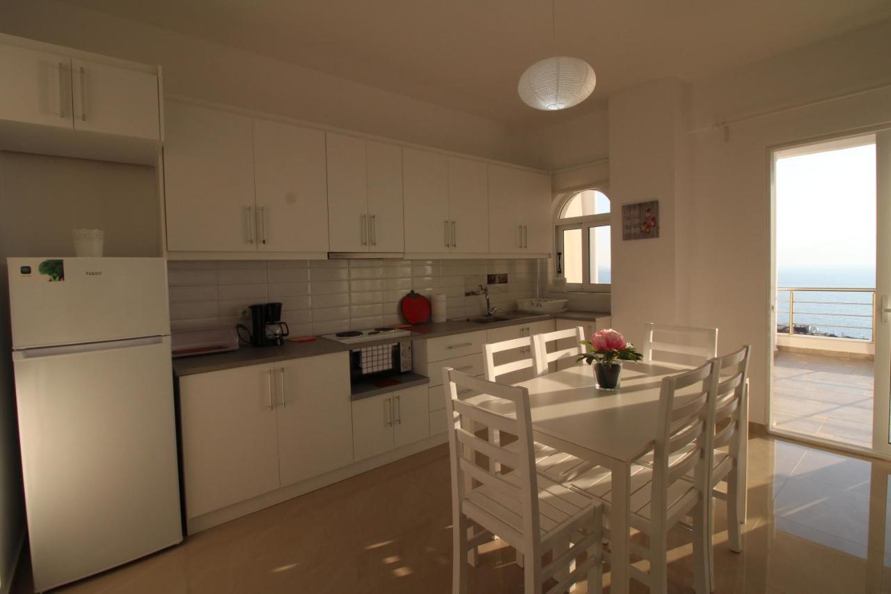 Nefeli Apartments Sarandë Exteriör bild